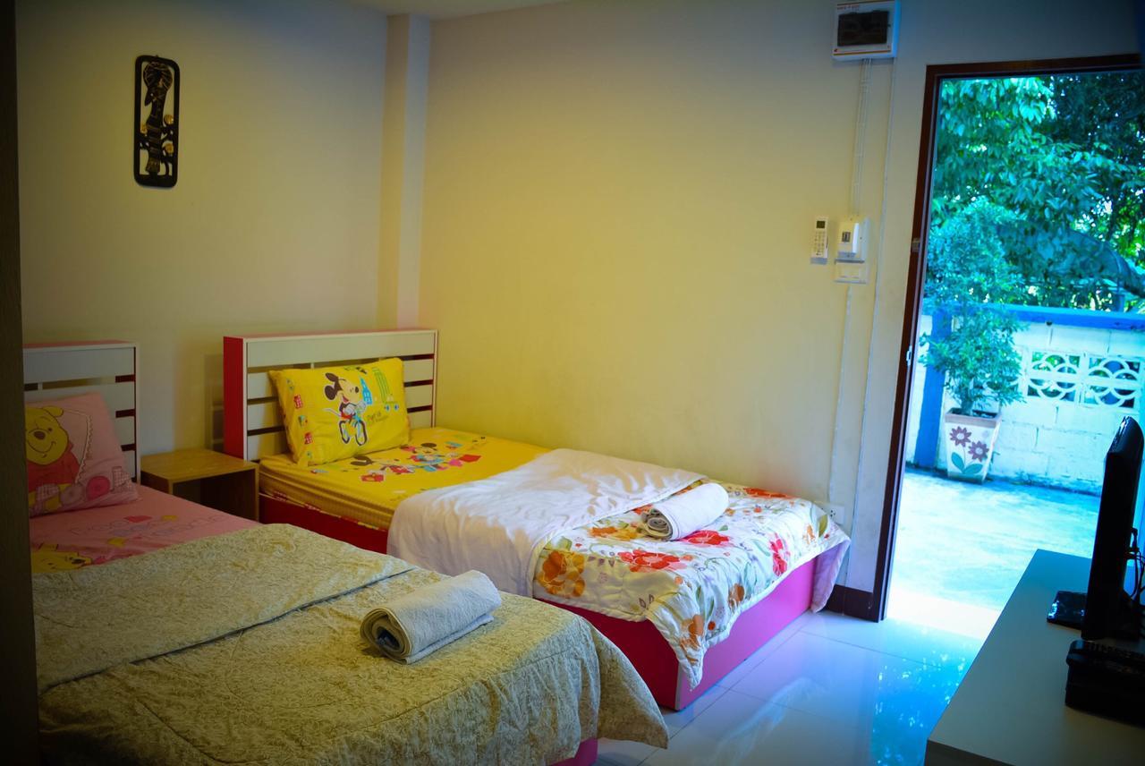 Sabaidee Place 펫차분 외부 사진
